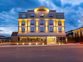 HOTEL RESURS 4*
