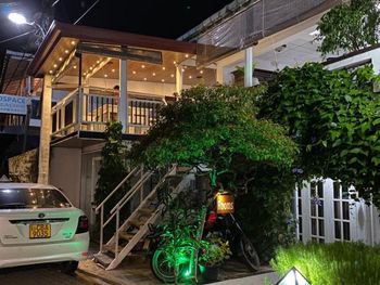 BEACH WALK HOTEL UNAWATUNA 2*