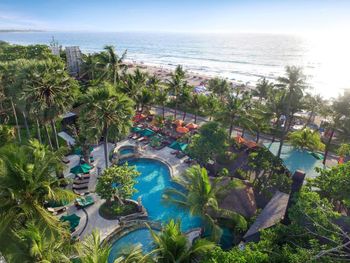 LEGIAN BEACH HOTEL 4*