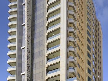 AL MAJAZ PREMIERE HOTEL APARTMENTS 5*