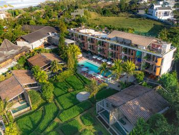 SHORE AMORA CANGGU 4*