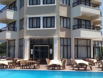 MALHUN HOTEL 3 *