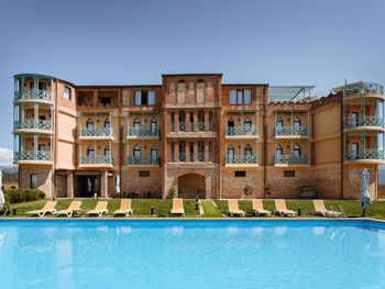 BURKI CASTLE & CELLAR 4*