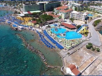 ERI BEACH & VILLAGE HOTEL 4*