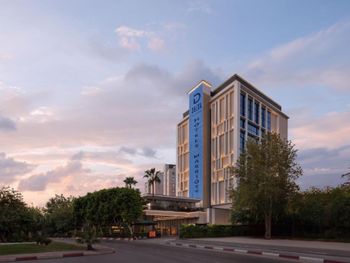 DELTA HOTELS BY MARRIOTT ANTALYA LARA 5*