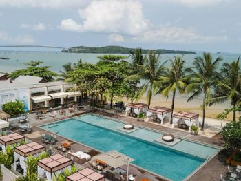 QUEENCO HOTEL & CASINO 5*