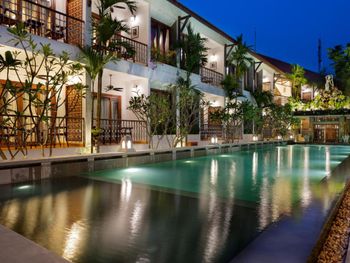 MONTRA NIVESHA RESIDENCE 5*