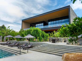 HILTON YALA RESORT 5*