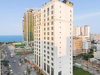 THE SAIL HOTEL DA NANG 4*