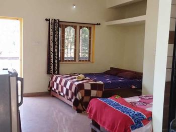 PRAKASH HOLIDAY HOMES 2*