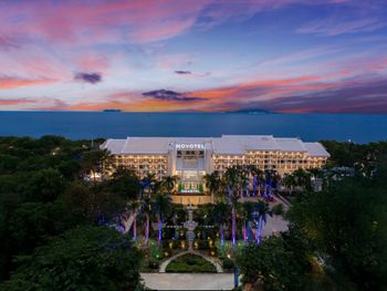 NOVOTEL RESORT SANYA BAY YATAI 5*