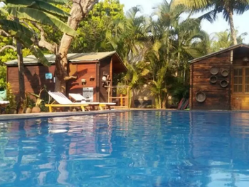 SOUZA LOPES COMFORTS 2*