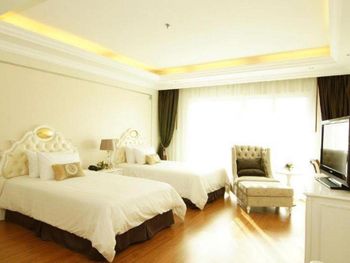 LK MIRACLE SUITE 4*