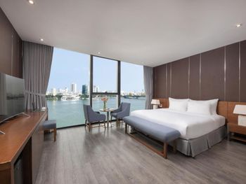 AVORA HOTEL DANANG 3*