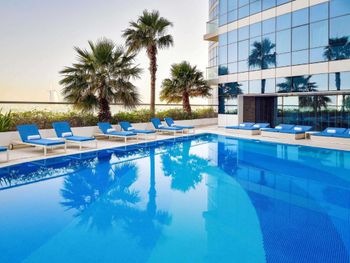 NOVOTEL DUBAI AL BARSHA. 4*