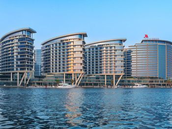 MARRIOTT MARQUIS DUBAI CREEK 5*