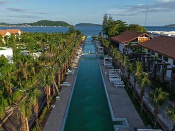 ROYAL BEACH RESORT AND RESIDENCE BY EHM
