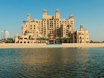 SHERATON SHARJAH BEACH RESORT & SPA 5*