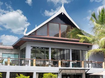HOWARD JOHNSON BY WYNDHAM PHUKET NAUYANG 5*
