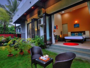 FOXOSO SONNET, ANJUNA GOA