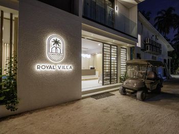 ROYAL VILLA MALDIVES 4*
