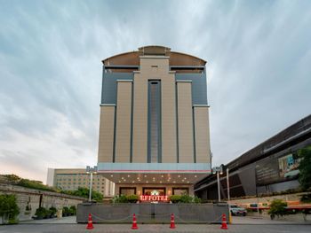 EFFOTEL BY SAYAJI INDORE 4*