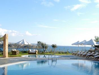 THALASSA BOUTIQUE HOTEL & SPA 5*
