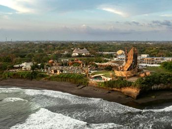 NUANU SUITES AND ACCOMMODATION 4*