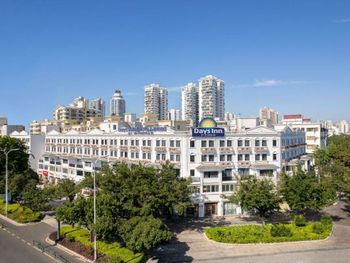 SANYA DAYS INN BY WYNDHAM HOTEL 3*