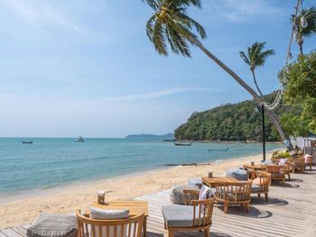 BANDARA PHUKET BEACH RESORT 4*