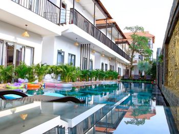 AURORA HOUSE PHU QUOC (EX. AURORA GRAND WORLD HOTEL) 3*