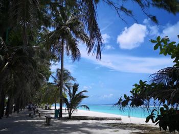RA RA HOTEL HULHUMALE 4*