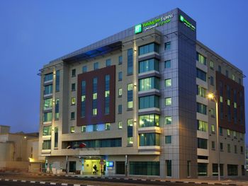 HOLIDAY INN EXPRESS DUBAI 2*