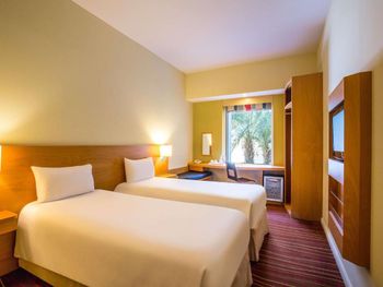 IBIS MALL AVENUE DUBAI (EX. IBIS MALL OF THE EMIRATES) 3*