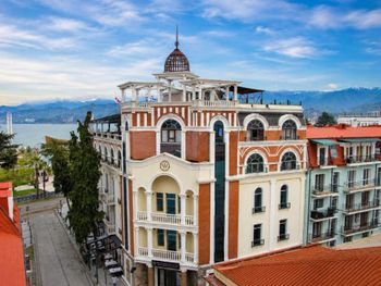 BATUMI WORLD PALACE 4*