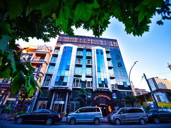 ERA PALACE 4*