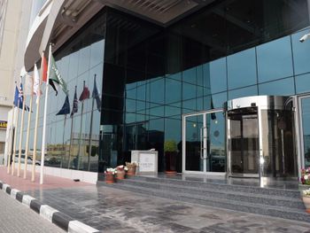 CARLTON AL BARSHA (EX. RAMADA CHELSEA HOTEL AL BARSHA) 4*