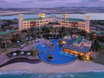 ANANTARA DESERT ISLAND RESORT & SPA  5*