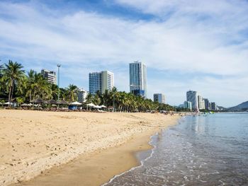 BEAUTIFUL BEACH (EX. TRUONG SON TUNG) 3*