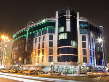 HOLIDAY INN AL BARSHA 4*