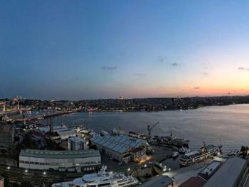 RADISSON BLU HOTEL ISTANBUL PERA 5*