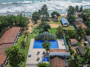 HIBISCUS BEACH HOTEL, KALUTARA