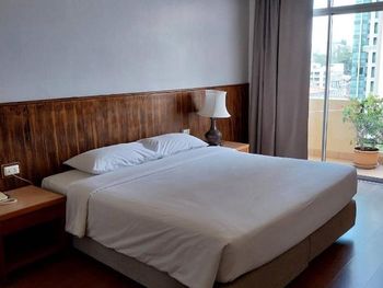 GOLDEN BEACH HOTEL 4*