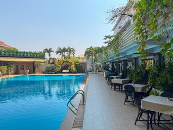 GOLDEN BEACH HOTEL 4*