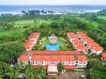 HERITAGE VILLAGE CLUB GOA 4*